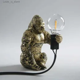 Bordslampor Design King Kong Lamp Harts Animal Gorilla Bordslampor Mini Gorilla Ornament Söta LED -lampor Craft Home Decor Luminaire YQ240316