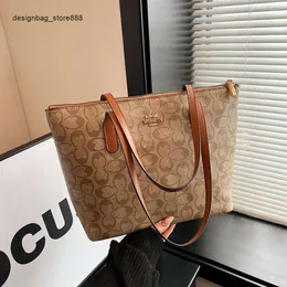 Borse alla moda dei migliori designer Borsa per la spesa Borsa a tracolla Borsa alla moda da donna Nuova stampata portatile di grande capacità sotto le ascelle