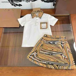 Ny Princess Dress Fake Pocket Design Girls Tracksuits Baby Clothes Storlek 110-160 cm barn Polo och mångfärgade ränder Kort kjol 24mar