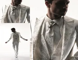 2015 weiße Herrenanzüge Smoking Anzug Marke Boss Anzug für Männer 039s Hochzeit formelle Business-Jungenanzüge Bräutigam Weiß Tu6782050