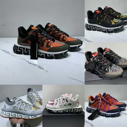 Designer Sports Shoes Men Women Casual Shoes Luxury Mesh Surface Breathable Training Shoes Runway Daddy Shoes Couple Primary Color Combination Color Painting
