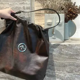 Axelväskor skräpväska svart sten hobo växt garvad veckd mode mångsidig en crossbody mjuk designer handväskor tote 240311