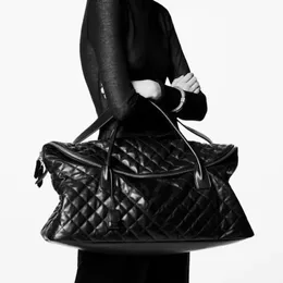 ES Tasarımcı Seyahat Çantaları Siyah Maxi Supple Bag Üst Kulplar Duffle Designer Bayan Mens Zip Kapatma Kılıfı Büyük Çantalar Moda Yeni