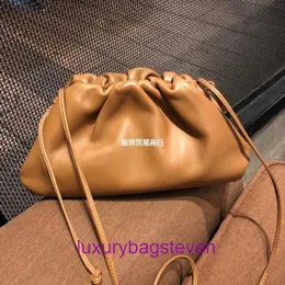 Bottgss Ventss Bolsa Designer Tote Bags à Venda 2024 Novo Am Mesmo Nuvem Bolsa De Couro Macio Mulheres De Um Ombro Messenger Bag Com Logotipo Real