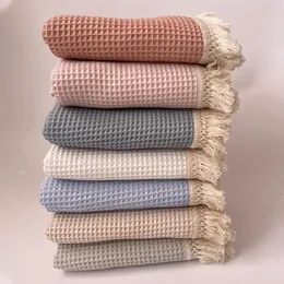 Tassel S Born Waffle Cotton Baby Swaddle filt Född barnvagn Bäddar föremål Spädbarn Tupplur