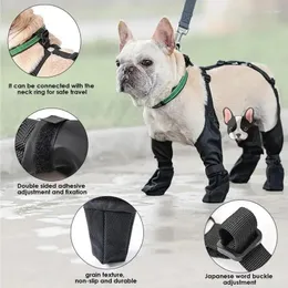 Vestuário para cães Sapatos impermeáveis ​​Botas ajustáveis Pet Breathbale para caminhada ao ar livre Soft French Pets Protetor de patas