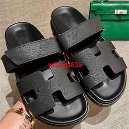 Chypre Leather Sandals Summer Slippers Slide on Flat 2024 Summer New Second Second Slippers Men and Women for Men and Mens and Mens C Have Logo Hbinac