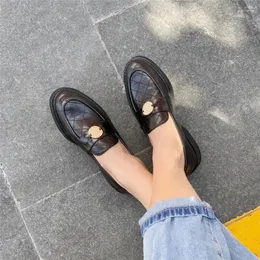 Freizeitschuhe, portugiesische Nische, rhombisches Leder, Slip-On-Loafer, flache Absätze für Damen