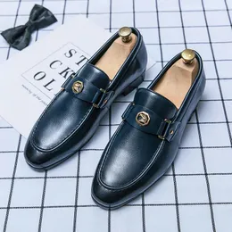 Casual Shoes Summer Breattable Men loafers stor storlek läder modedesigner båt moccasin homme festklänning