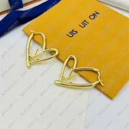 Projektowanie kolczyków dla kobiet kochaj serce złoto poszycie marki panie earstud z oryginalnym pudełkiem najlepsza jakość walentynki prezent