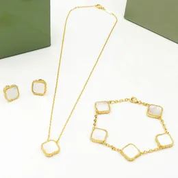 rostfritt stål halsband designer smycken kvinnor guldkedja blomma hänge bröllop fest gåva klassisk mode mor till pärla berömda klöver halsband set