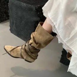 Ботинки ретро кавалерные сапоги Осенние женские заостренные пальцы в западные ковбойские сапоги с низким содержанием труб