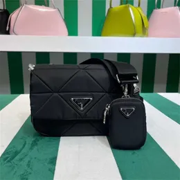 Borsa classica di alta qualità con patta foderata trapuntata a triangolo, sconto del 70% nel negozio all'ingrosso