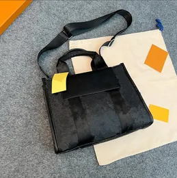 Kvinnors designers Luxurys handväskor Kvinnor prägling designer handväskor äkta läder axel messenger väskor petit palais tote grand palais satchel