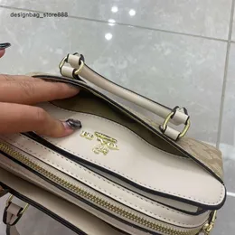 Barato por atacado folga limitada 50% desconto bolsa koujiachun nova bolsa de ombro portátil dai fei feminino clássico moda viajar crossbody