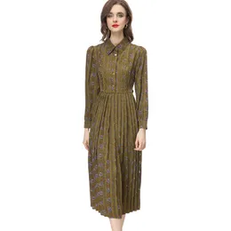 女性用滑走路のドレスが襟を下ろす長袖刺繍印刷されたプリーツファッションカジュアルベスティドとサイズ