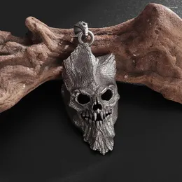 Pendant Necklaces Gothic Evil Skull Necklace Men's Personalized Trendy Cycling Party Amulet Jewelry Accessories Gift