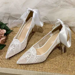 Rem 6cm8cm ankel hbp icke-märke talon haut lyxiga sexiga skor vita spets bröllop klackar för brud