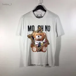 Tasarımcılar Erkek Kadın Tişörtleri Tshirts Moda Mektubu Baskı Kısa Kollu Lady Tees Luxurys Sıradan Giysiler Üstler T-Shirt Moschino 390