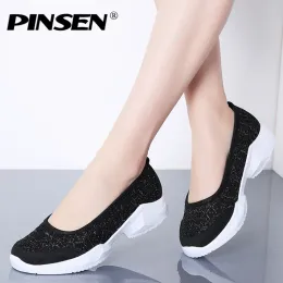 Sapatos pinsen 2020 tênis de verão feminino planos de malha respirável sapatos casuais slipon cesto cesto femme bailarina sapatos de mãe