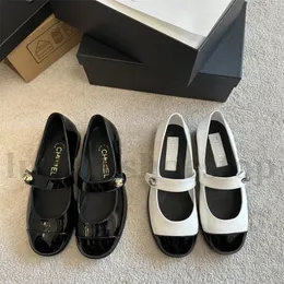 Sıradan Mary Jane Shoes Walk Woman Office Moda Loafers Platform Platform Ayakkabı Tasarımcısı Lüks Kauçuk Eğitmeni Gerçek Deri Ayakkabı Yüksek Topuk Prom Elbise Açık