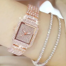 腕時計3PC/セットレディースウォッチ贅沢な女性クリスタルラインストーン時計Quartzステンレス鋼ストラップ腕時計四角いダイヤル手首
