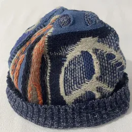 Beretti Kapital Giappone Cappelli fatti a mano uomini Miscela maglia Miscela Vintage Patchwork calda Capo di lana calda Bonnet a blocchi di colore geometrico per donne Hat inverno