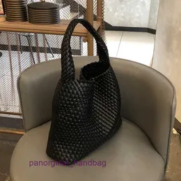 Designer Bottegs Arco Tote Venetas Bag Linyan Womens 2024 Ny stor kapacitet mångsidig handgjorda handgjorda vävda singel axel handplockad mamma VW53 BC97