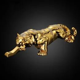 Chinese style metal Tiger model Wealth success Decoration Home Office Tabletop Ornaments Car accessories 240314