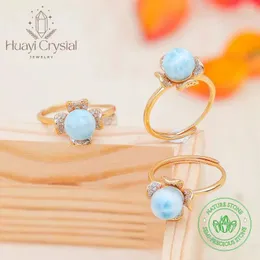 Cluster-Ringe HUAYI Original Designs Luxus Blume Dominikanischer natürlicher Larimar-Ring Verstellbarer Messing 18 Karat vergoldeter Modeschmuck für