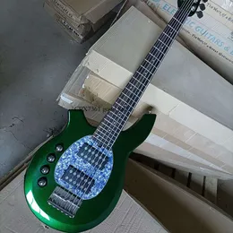 Corde con la chitarra di basso elettrico metallico a mano sinistra con pickup attivi rosewoood