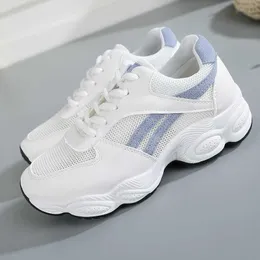 Scarpe da corsa da donna in stile coreano più recenti non di marca HBP Scarpe da ginnastica casual comode e sportive di buona qualità