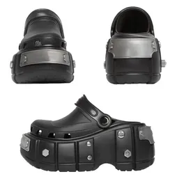 Mode hardcrocs mule svart gummi sandal designer män kvinnor plattform ökar scuffs toffel högkvalitativ skor storlek 35-46