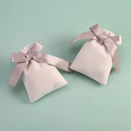10 pezzi beige veet gioielli pacchetti di pacchetti di sacchetti per bulbite per brontoliera