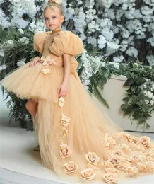 Flickaklänningar Champagne Girls Party Puff Sleeves Kid Wedding Dress Short Front Long Back Ball Gowns For Kids Birthday Pageant Clow