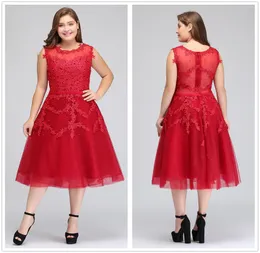 Immagine reale Plus Size Abiti da cocktail corti in pizzo rosso Tulle Pizzo con perline Lunghezza al ginocchio Abiti da sera formali per feste CPS2988153085