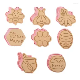 قوالب الخبز Bee Cookie Cutter Set 8pcs Cutters Animal Type Stamp Esmoser Festival Thief Fun Mould for Biscuits
