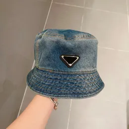 2024 Klassiska breda randen för kvinnor designer denim hink hatt mode sommar män sol hatt utomhus casquette baseball mössor män kvinnor beanies