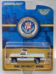 Carro elétrico/rc modelo 1 64 1986 Chevrolet M1008 - Carro de polícia Philadelphia PA modelo L2403