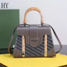 Designer Luxury Saigon MM Gray Nano Saigon Struktur Topphandtag axelväska Storlek: 28 cm