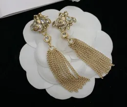 أزياء Bee Stud أقراط Dangle Eearring Designer Copper Pearl Vintage Bees Long Chandelier Earring for Women Party Complicing Gift Jewelry