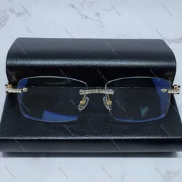 Luksusowe szklanki krążeniowe krążenia rhinestone Diamond Cut dla mężczyzny kwadratowy drewno bawoły rogu diamentu carter lodowane okulary mody męskie buffy wózek okulary przeciwsłoneczne 124