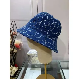 Cappelli a tesa larga Cappelli a secchiello Vendita calda di alta qualità lettere in stile caldo cappello da pescatore cappello da cowboy a tesa larga cappello parasole con etichetta senza