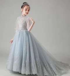 Bellezza Argento Tulle Mezze maniche Applique treno Abito da ragazza di fiori Abiti da spettacolo per ragazza Abiti da festa/compleanno Gonna da ragazza personalizzata SZ 2-12 D318019