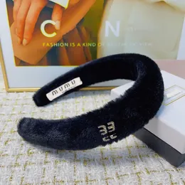 Lamb Letters Headband Womens Autumn Winter Widening Thickening High Sense Headband Brand Designer Luxury Hair Jewelry