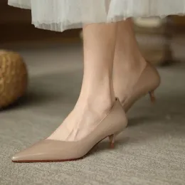 Pompe in pelle di brevetto Pompe Donne Stiletto Professional Scarpe 2023 Nuove scarpe da donna a ruota alta con tacchi alti grigi