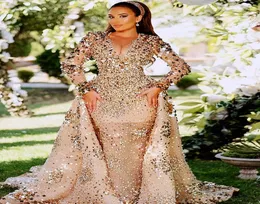 2021 Arabisch Aso Ebi Gold Glitzernde luxuriöse Ballkleider Perlenkristalle Sheer Neck Abend formelle Party Kleider für den zweiten Empfang Dre9285823