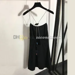 Sexig Sling Dress Women Metal Badge Dresses Breattable Backless Dress Party Sleeveless Dresses