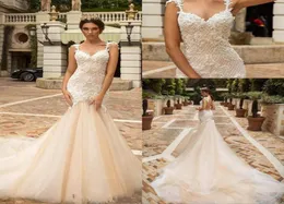 مصمم Mermaid Lace Wedding Dresses 2018 Crystal Design Bridal Chobice Hoclessyless Fit and Flare Howlless Wedding Gown6202717