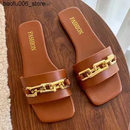 Slippers Chain Women Slippers Summer Planar Outdoor Square Square Toe Sandals Womens Slide 2024 New Corean Trend أحجام كبيرة 35-42 Q240318